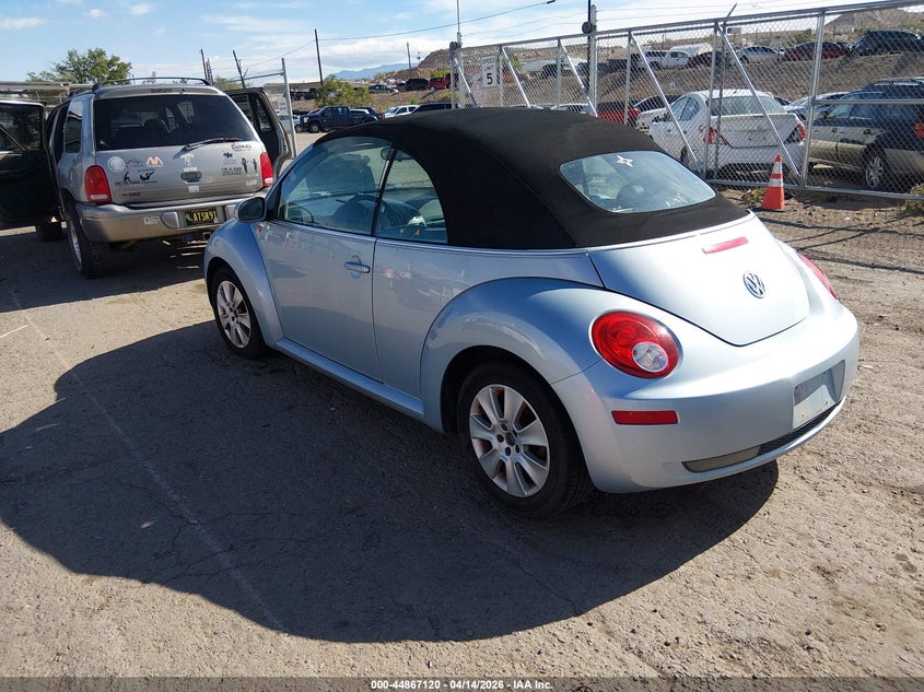 2010 Volkswagen New Beetle 2.5L