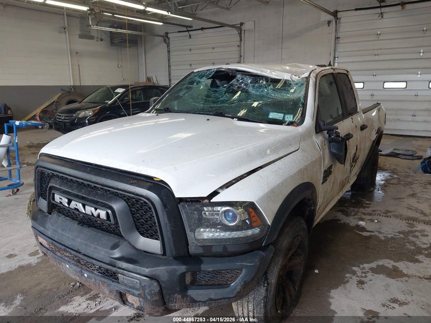 2022 Ram 1500 3.6 Ram Classic Warlock 4X4 6'4 Box white Lot 111044867253 Vin 1C6RR7GGXNS237493