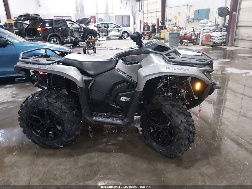 2025 Can-Am Outlander Xt 700/Pro Hunting Edition Hd7 VIN: 3JB3KA548SJ002849 Lot: 44867284