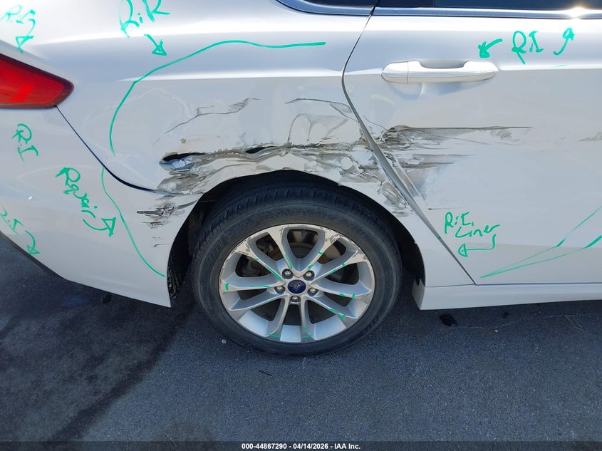 2019 Ford Fusion 2.0 Hybrid Se white Lot 111044867290 Vin 3FA6P0LU7KR240644