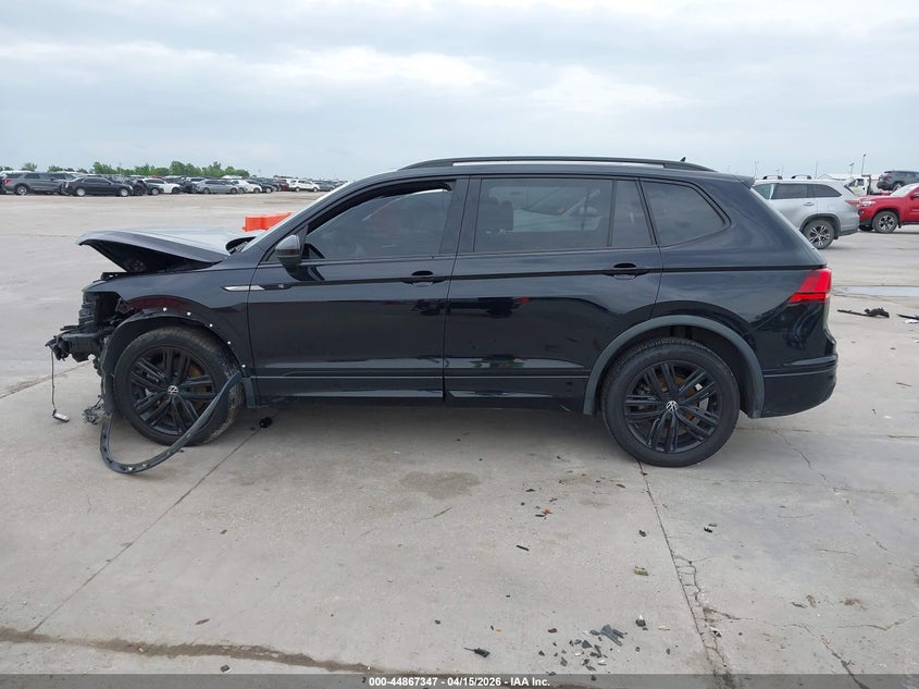 2022 Volkswagen Tiguan 2.0T Se R-Line Black VIN: 3VVCB7AX7NM097232 Lot: 44867347