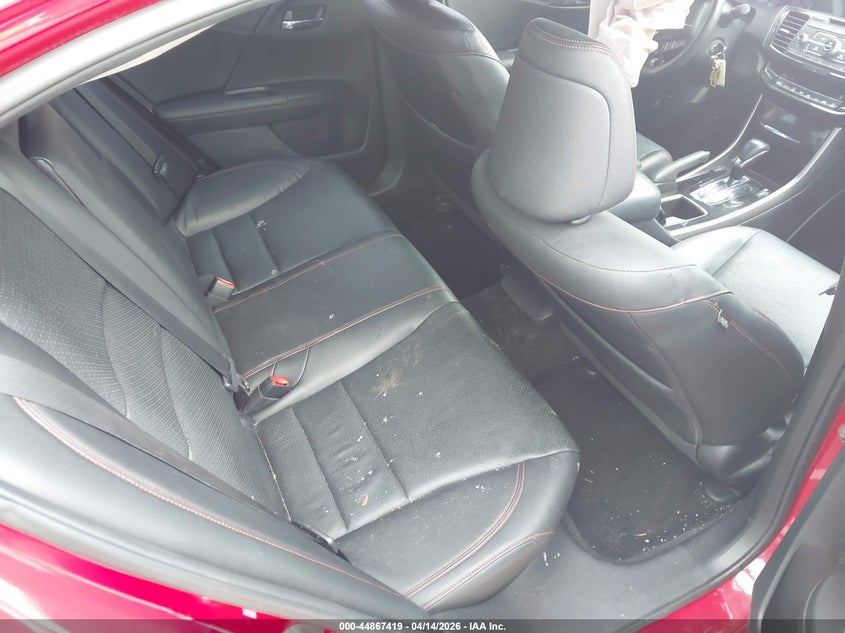 VIN 1HGCR2F18HA070240 2017 HONDA ACCORD SPORT SE