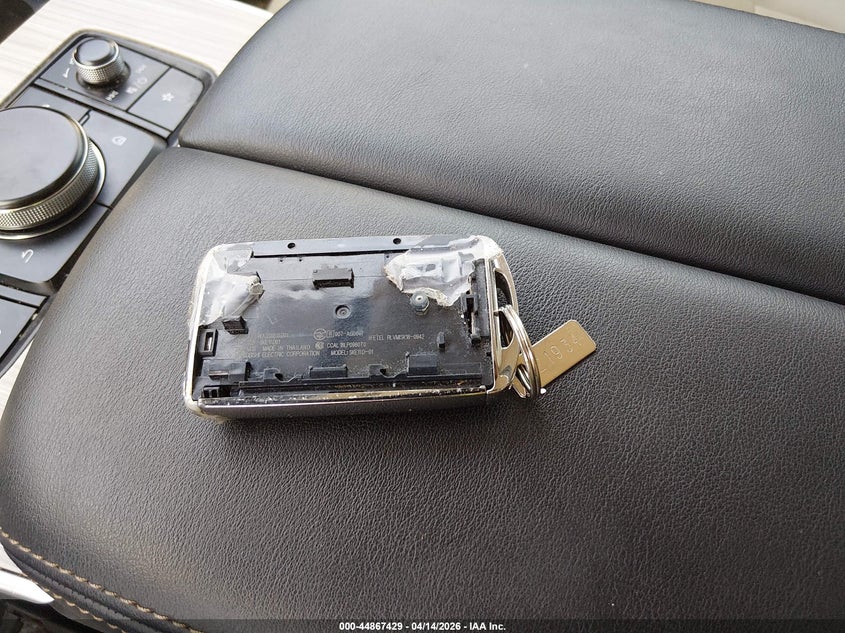 2024 Mazda Cx-90 3.3 Turbo Preferred Plus VIN: JM3KKCHD5R1110827 Lot: 44867429