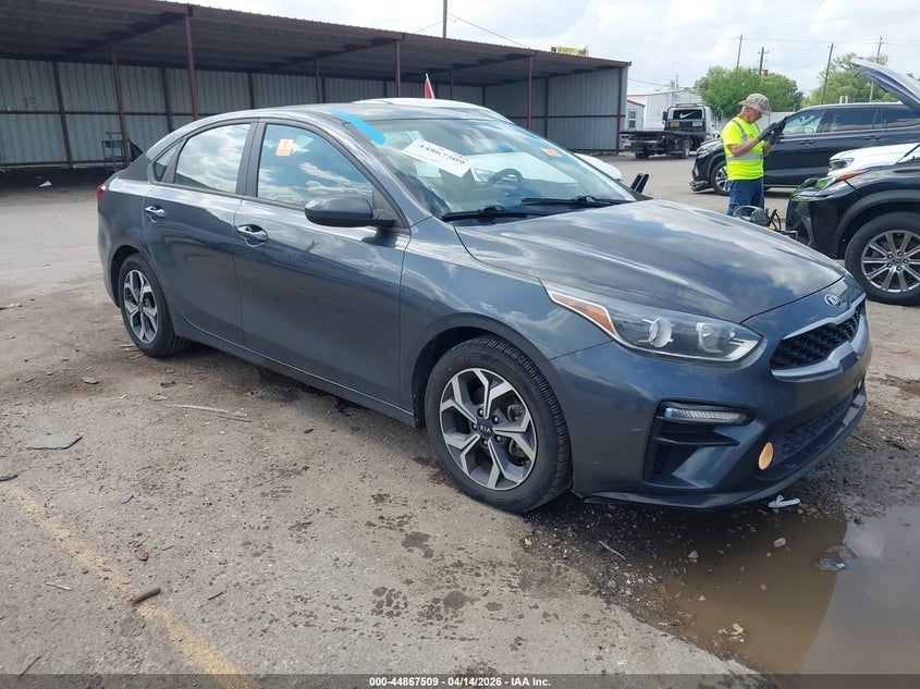 2021 KIA FORTE LXS