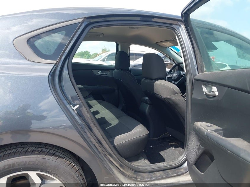 2021 Kia Forte Lxs VIN: 3KPF24AD8ME264187 Lot: 44867509