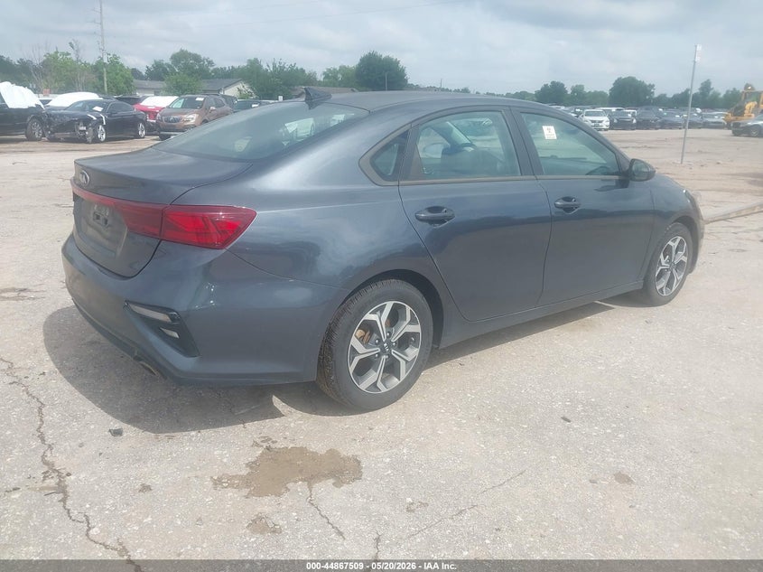 Vin: 3kpf24ad8me264187, lot: 45364821, kia forte lxs 20214