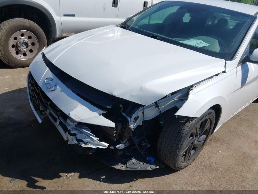 2022 Hyundai Elantra Sel VIN: 5NPLM4AG3NH072468 Lot: 44867571