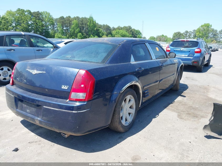2005 Chrysler 300 Touring