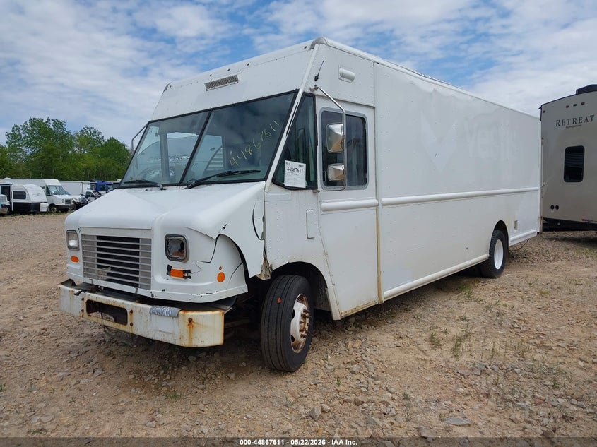 2014 FORD F-59 COMMERCIAL STRIPPED auction photo 2
