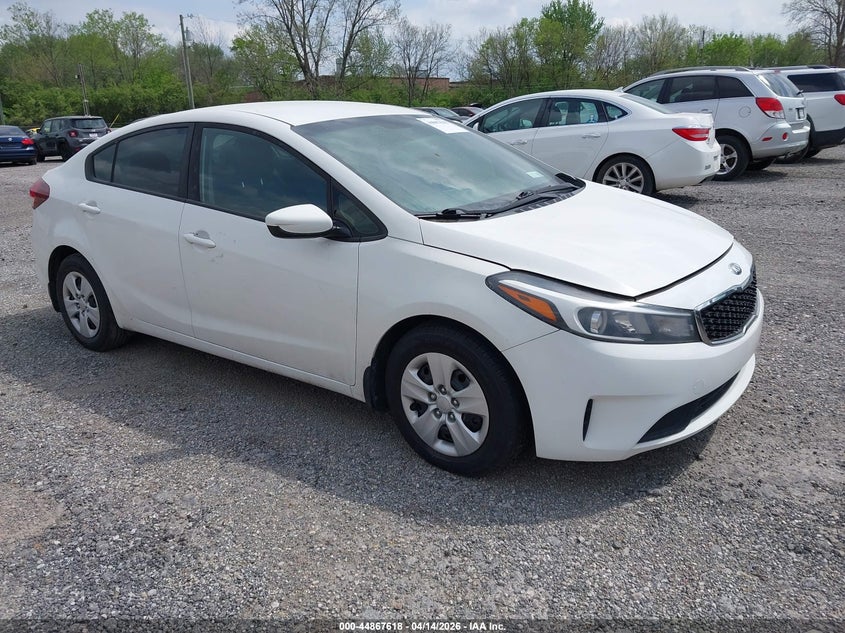 2017 Kia Forte 2.0 Lx White Lot 111044867618 Vin 3KPFK4A7XHE047126