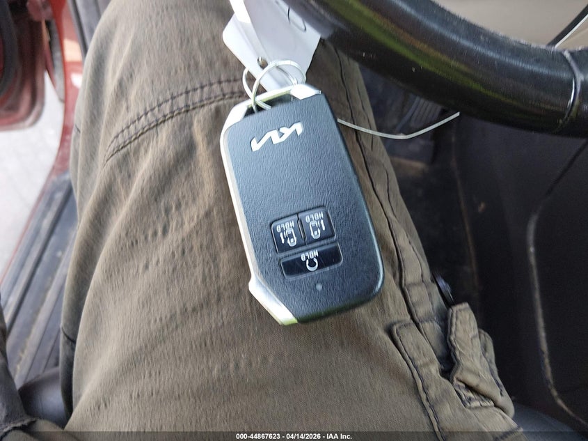 2022 Kia Carnival Mpv Lx Seat Package VIN: KNDNB4H36N6176383 Lot: 44867623