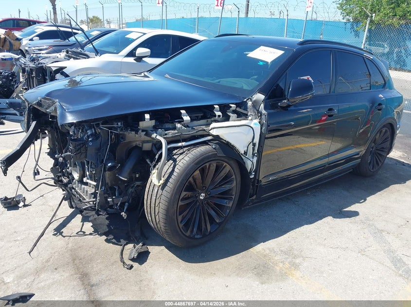 Vin: sjaar2zv0mc035986, lot: 45365008, bentley bentayga speed 20212