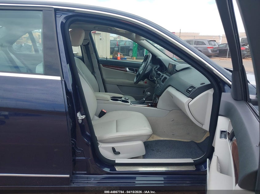 2010 Mercedes-Benz C 300 Luxury/Sport VIN: WDDGF5EB7AF368054 Lot: 44867784