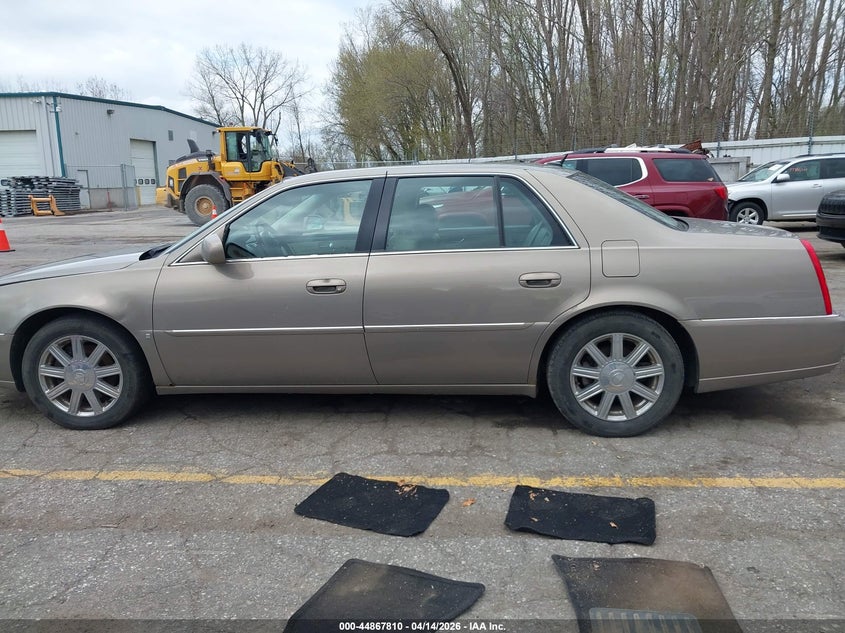 2007 Cadillac Dts Luxury Ii VIN: 1G6KD57Y37U117728 Lot: 44867810