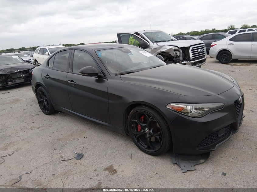 2018 ALFA ROMEO GIULIA TI SPORT RWD