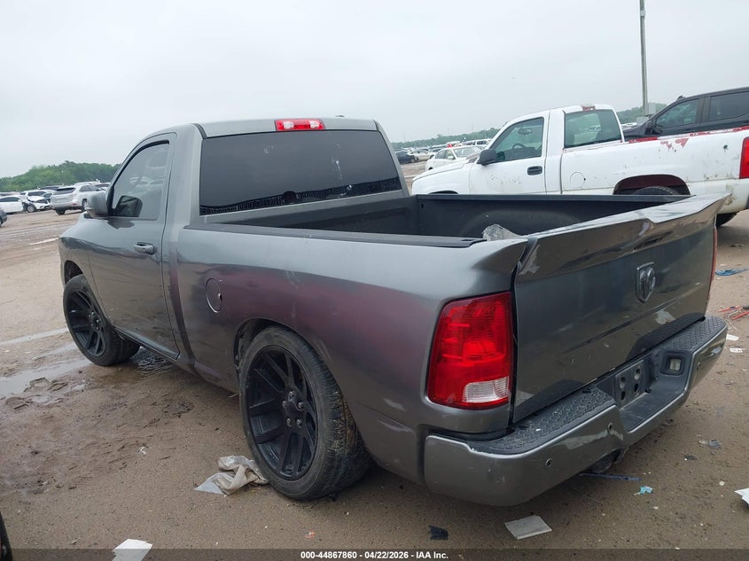 Vin: 3d7jb1ek9bg540210, lot: 45365171, ram ram 1500 st 20113