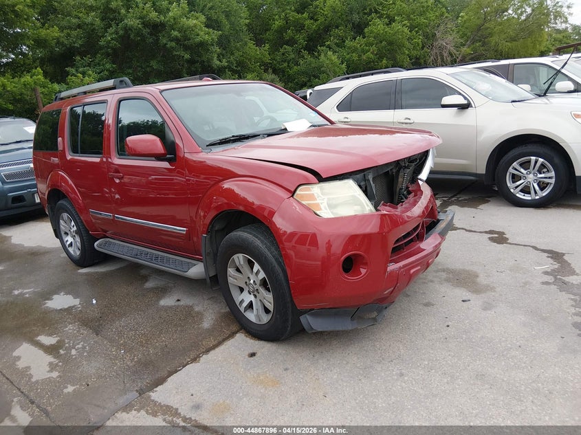 2011 NISSAN PATHFINDER SILVER
