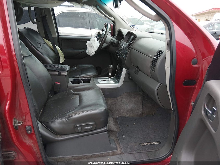 2011 NISSAN PATHFINDER auction photo 5