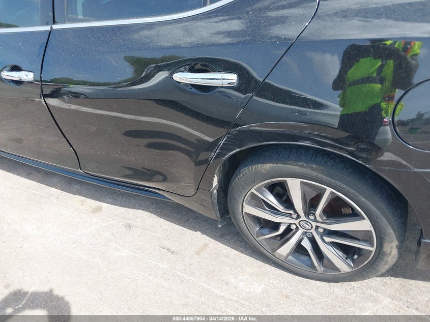 2019 Nissan Maxima 3.5 S VIN: 1N4AA6AV5KC380037 Lot: 44867904