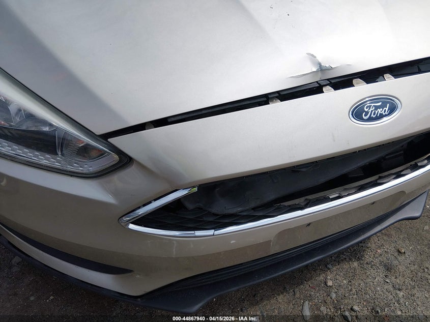 2017 Ford Focus Se VIN: 1FADP3K24HL250676 Lot: 44867940