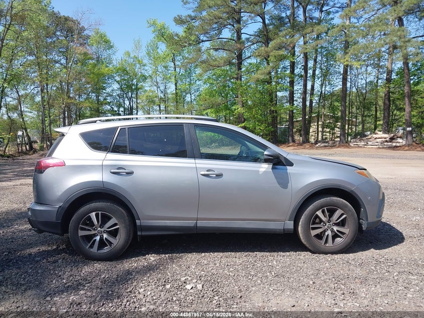 2017 Toyota Rav4 Xle VIN: 2T3RFREV1HW639560 Lot: 44867957