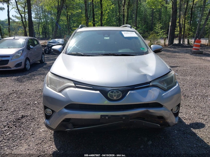 2017 Toyota Rav4 Xle VIN: 2T3RFREV1HW639560 Lot: 44867957