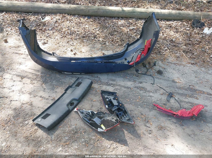 2019 Hyundai Elantra Sel VIN: 5NPD84LF4KH458812 Lot: 44868034