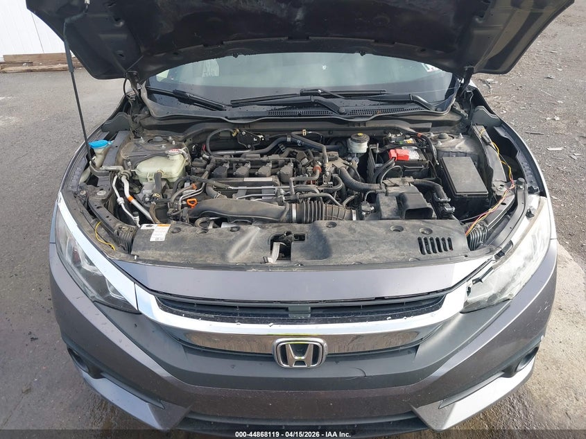 2018 Honda Civic Ex-T VIN: 19XFC1E31JE002780 Lot: 44868119