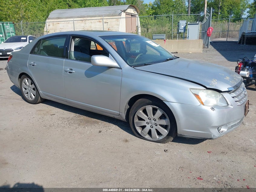 2005 TOYOTA AVALON XLS