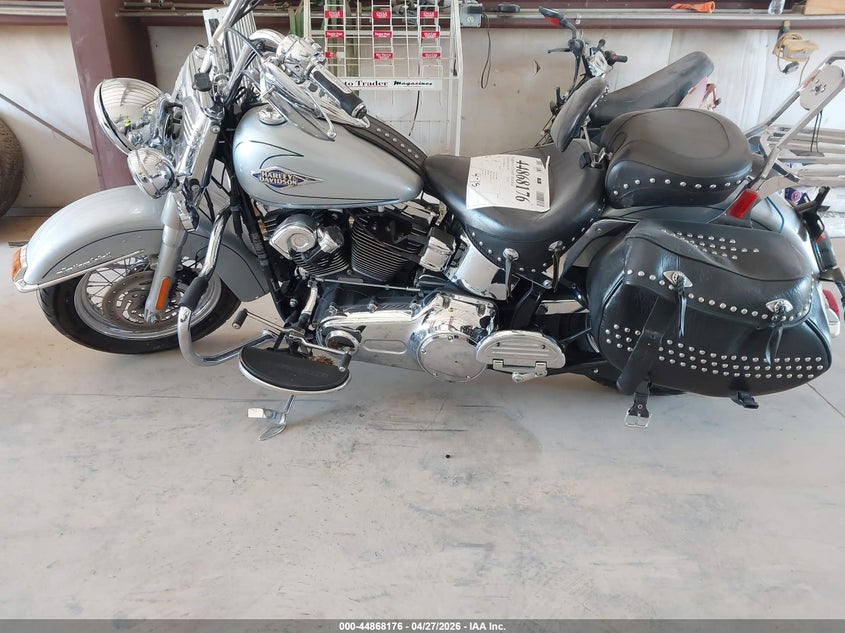2011 Harley-Davidson Flstc VIN: 1HD1BW510BB041303 Lot: 44868176