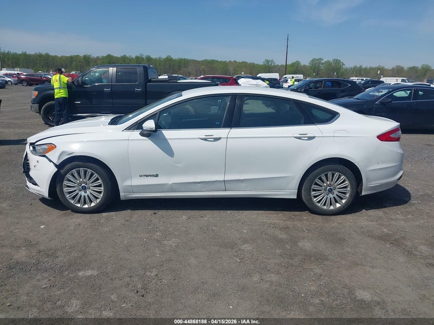 2014 Ford Fusion Hybrid Se VIN: 3FA6P0LU9ER236194 Lot: 44868186