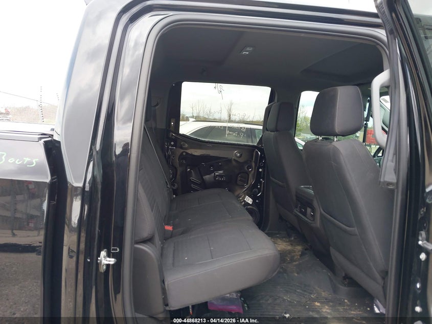 2022 Chevrolet Silverado 1500 4Wd Standard Bed Lt Trail Boss VIN: 3GCUDFED3NG579685 Lot: 44868213