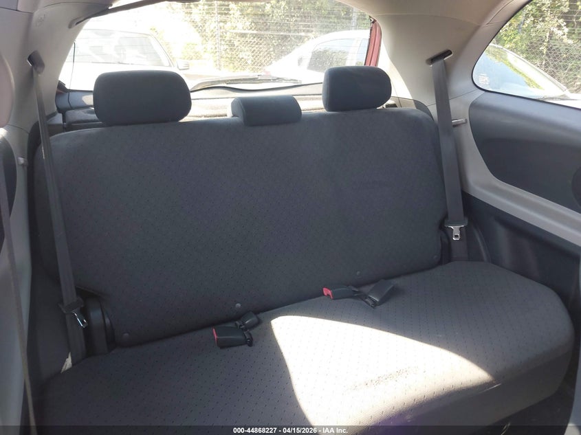 2009 Toyota Yaris VIN: JTDJT903595253258 Lot: 44868227