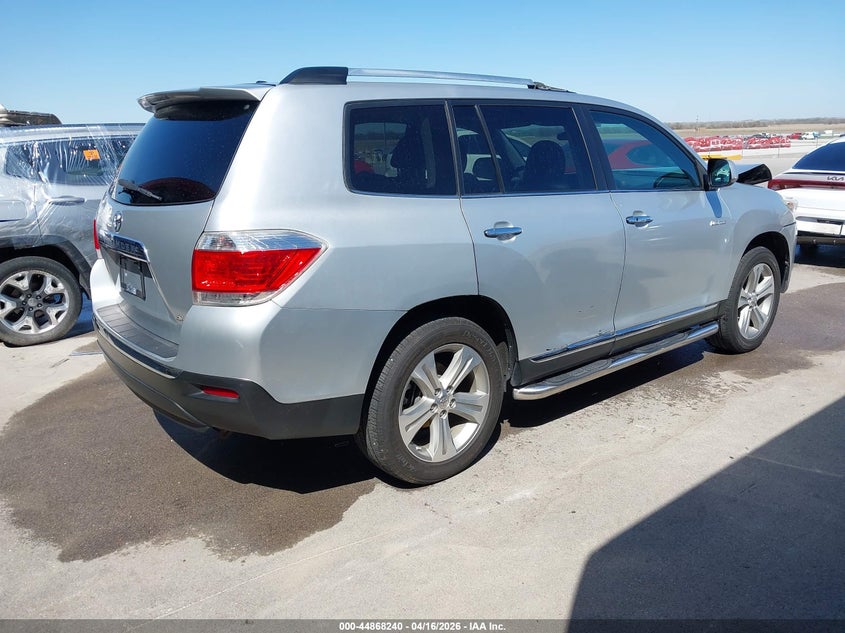 2013 TOYOTA HIGHLANDER SPORT UTILITY VEHICLE 3.5L V-6 DOHC, VVT, 270HP