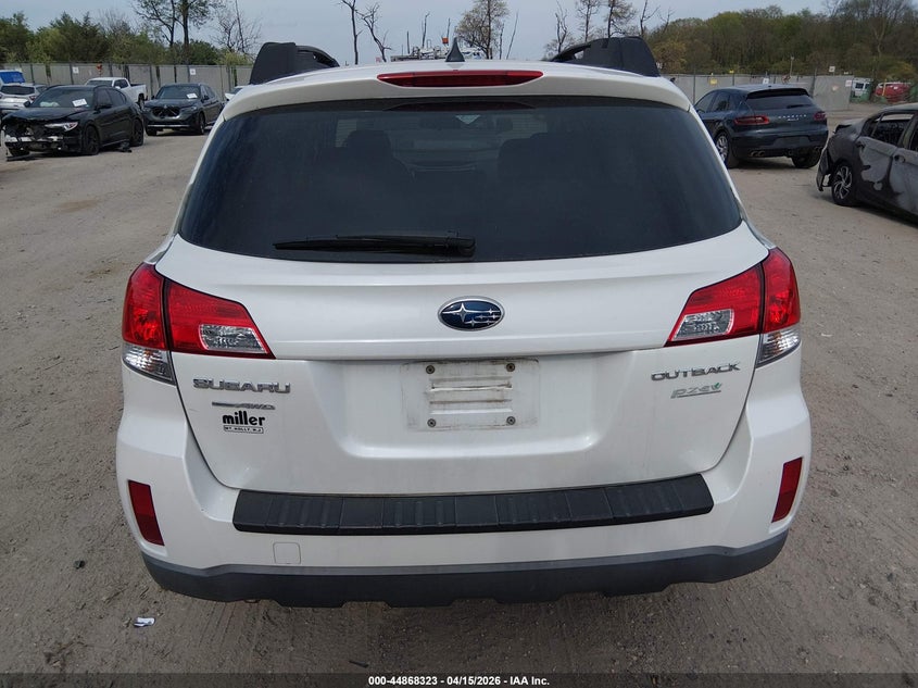 2014 Subaru Outback 2.5I Premium VIN: 4S4BRBCC0E3201513 Lot: 44868323