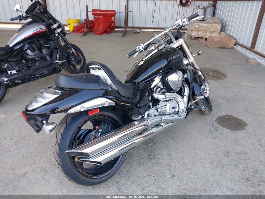 2025 SUZUKI VZ MOTO 2