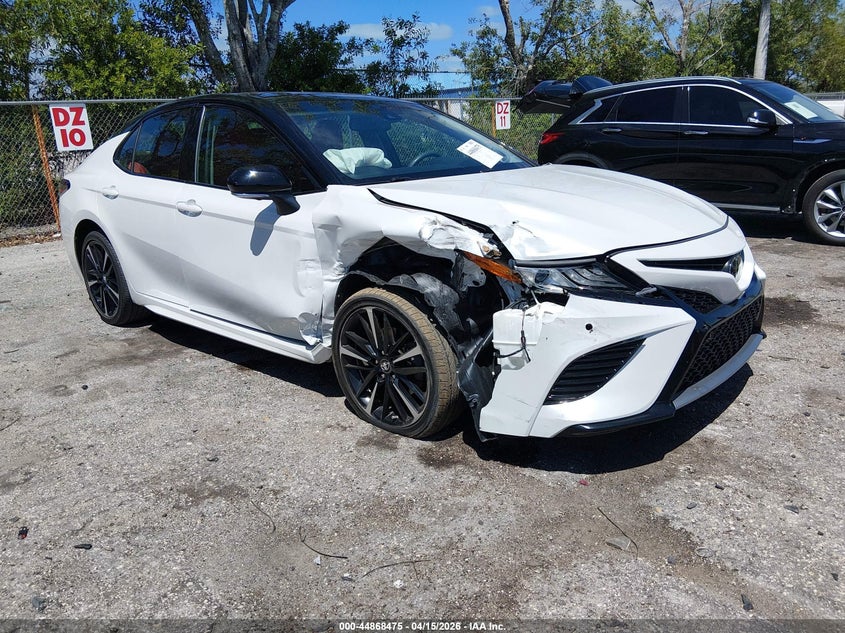 2018 TOYOTA CAMRY XSE V6