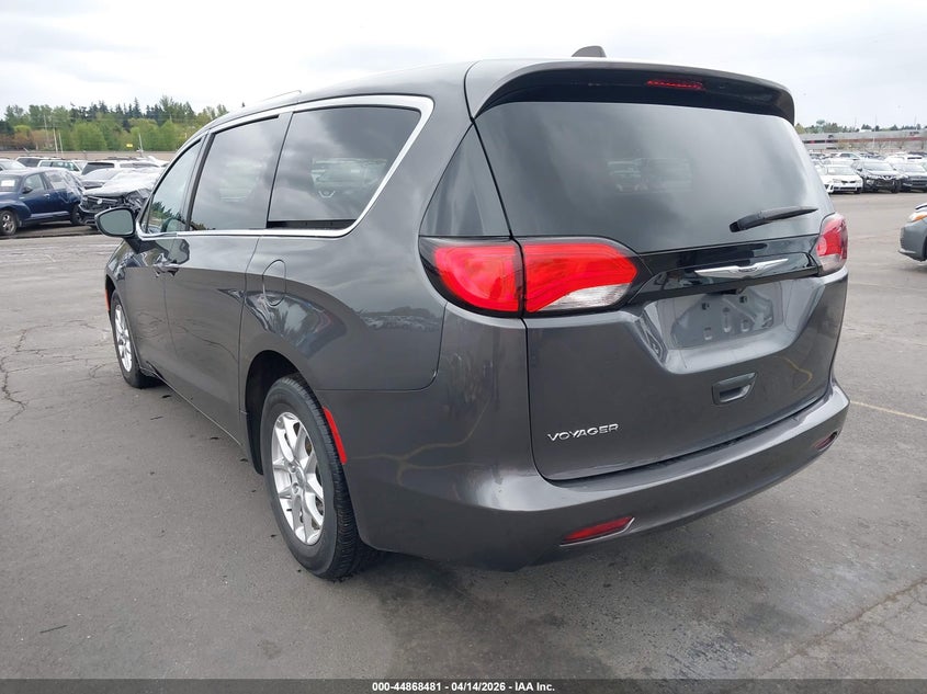 2023 Chrysler Voyager Lx