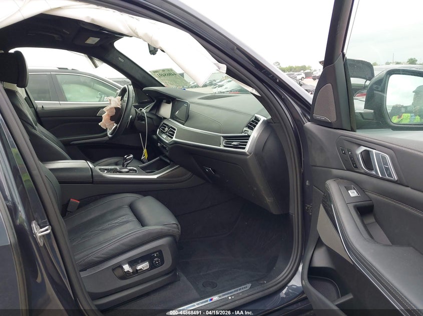 2021 BMW X7 xDrive40I