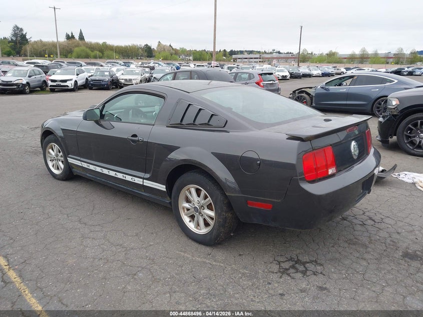2007 Ford Mustang V6 Deluxe/V6 Premium