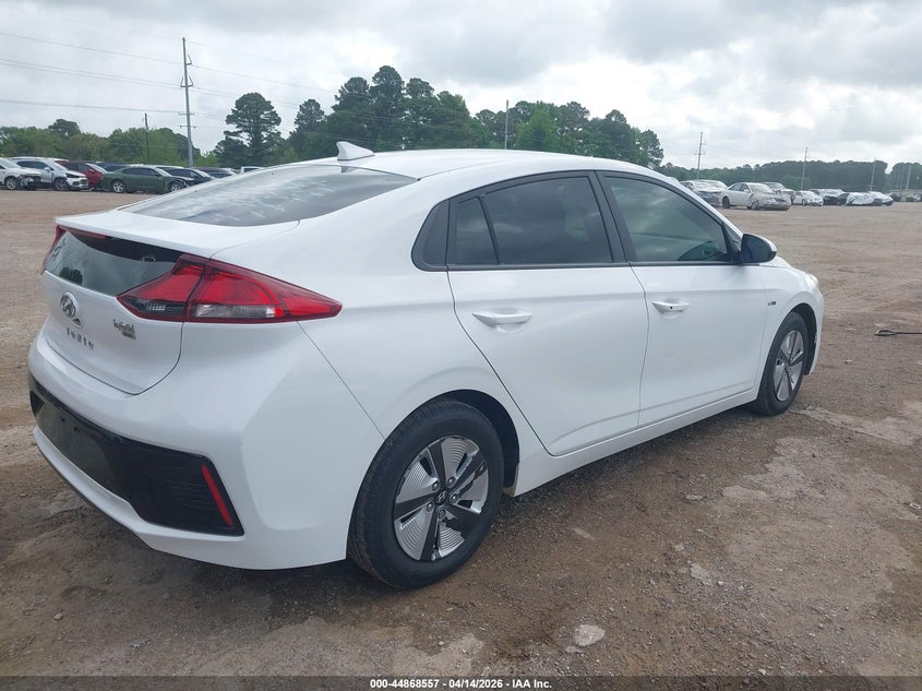 2017 Hyundai Ioniq Hybrid Blue