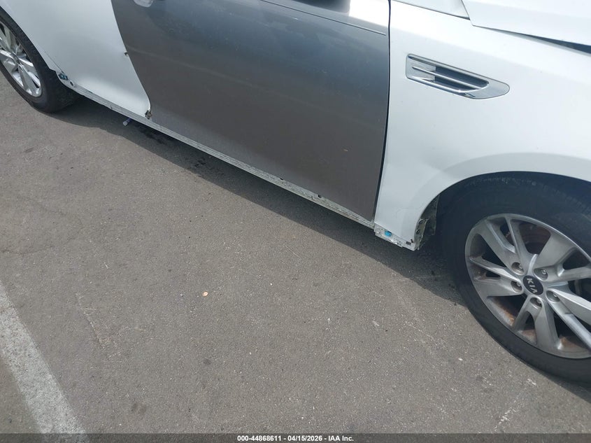 2018 Kia Optima Lx VIN: 5XXGT4L3OJG233802 Lot: 44868611