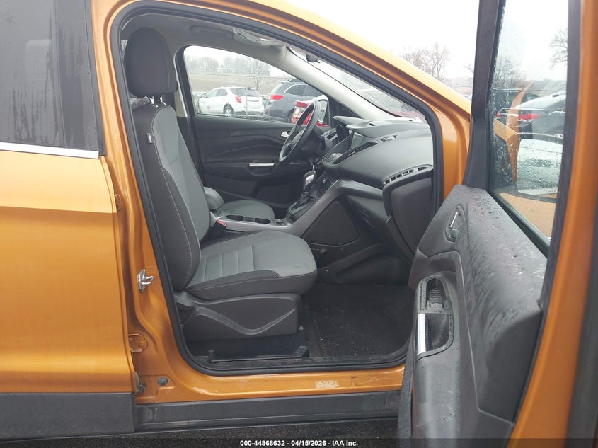 2016 Ford Escape 2.0 Se orange Lot 111044868632 Vin 1FMCU9G93GUA44339
