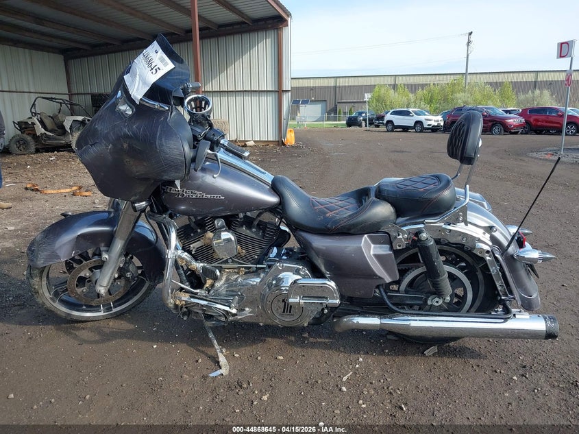 2014 Harley-Davidson Flhx Street Glide VIN: 1HD1KBM12EB678000 Lot: 44868645