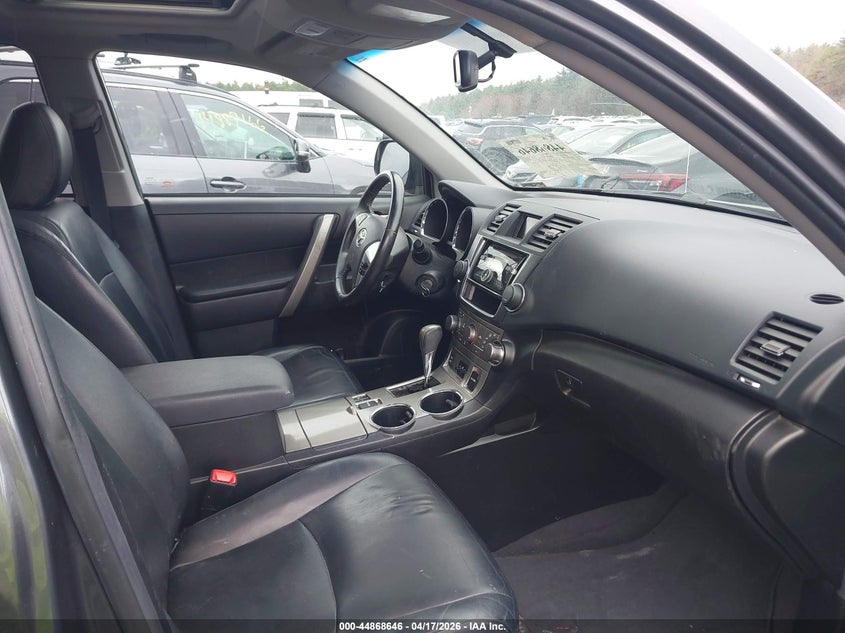 2013 Toyota Highlander Se V6