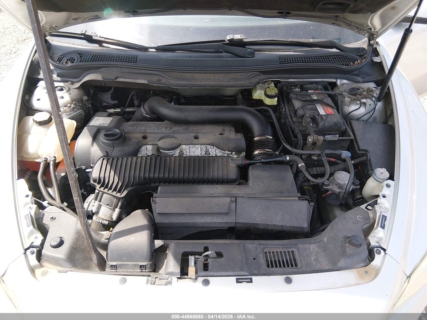 2011 Volvo C30 T5/T5 R-Design VIN: YV1672MK5B2195785 Lot: 44868660