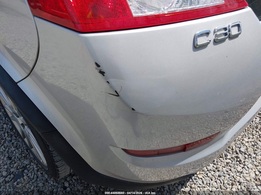 2011 Volvo C30 T5/T5 R-Design VIN: YV1672MK5B2195785 Lot: 44868660