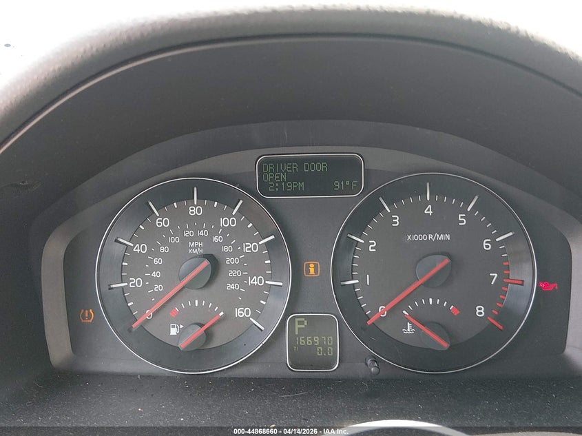 2011 Volvo C30 T5/T5 R-Design VIN: YV1672MK5B2195785 Lot: 44868660