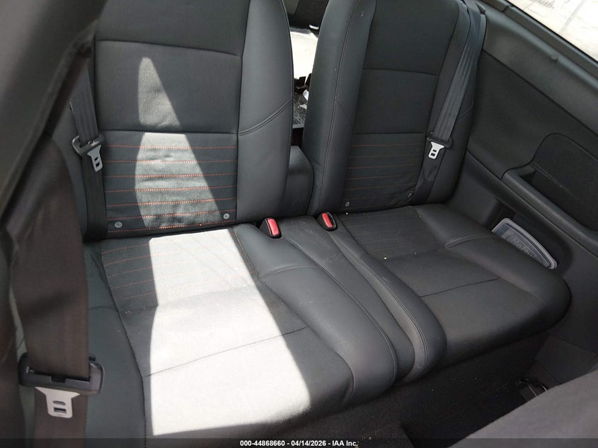 2011 Volvo C30 T5/T5 R-Design VIN: YV1672MK5B2195785 Lot: 44868660