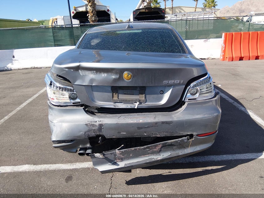 2008 BMW 528I VIN: WBANU53548CT10187 Lot: 44868679